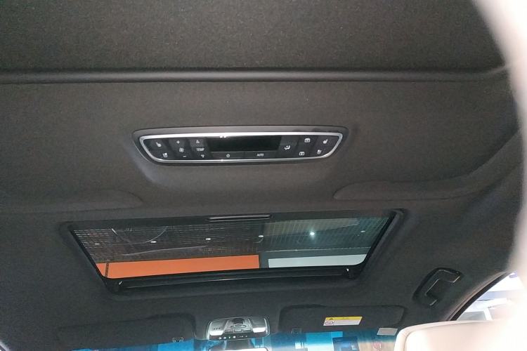 Used Buick GL8 2022 ES Land Cruiser 653T Luxury Model
