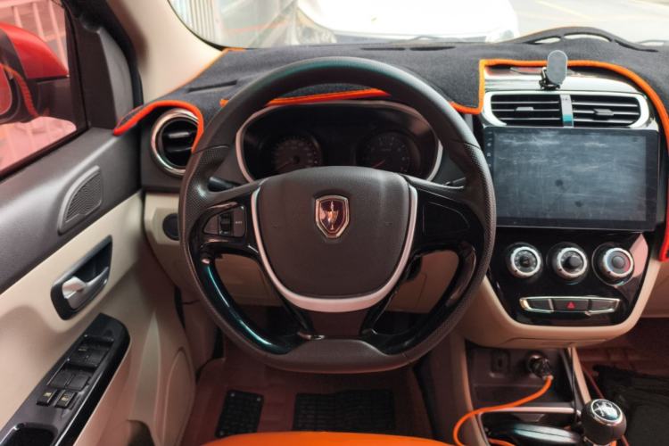 Used Jinbei 750 2015 1.5L Comfort Model
