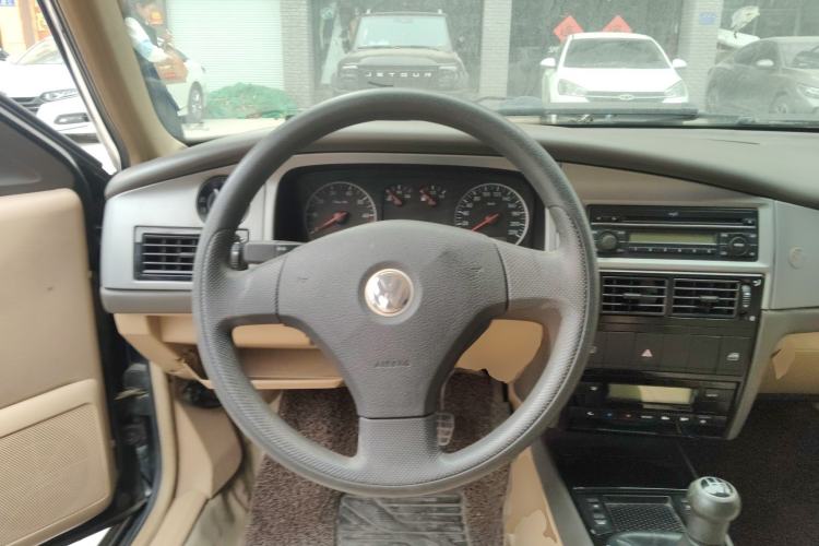 Used Volkswagen Santana Vista 2008 1.8L Manual Comfort Edition