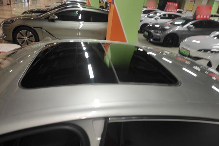 Used Roewe D7 2023 DMH 125km Flagship Edition