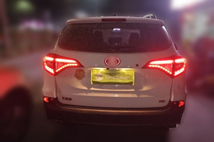 Used BYD Song 2017 Gaishe Upgrade Edition 1.5TID Automatic Elite Model Rear