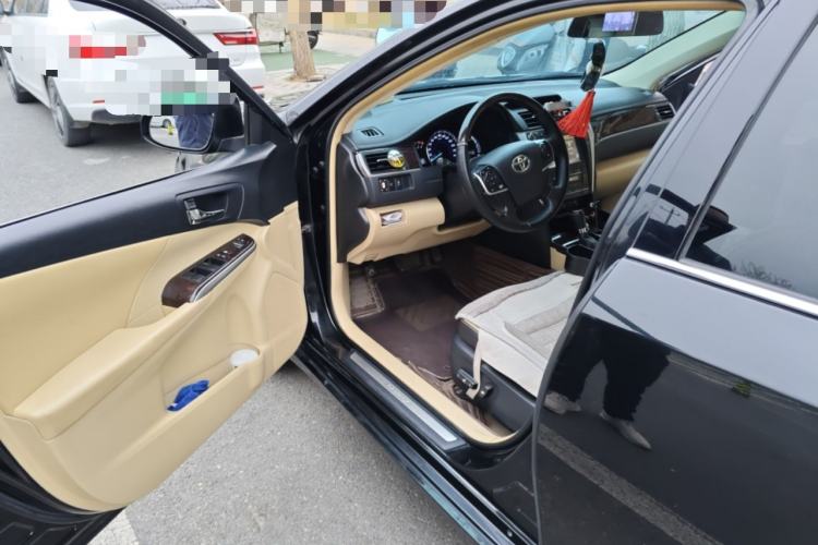 Used Toyota Camry 2016 2.5G 10th Anniversary Deluxe Navigation Edition Driver Seat