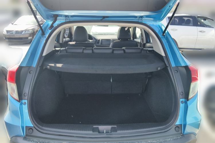 Used Honda Vezel 2019 1.5L CVT Pioneer Edition China VI Trunk