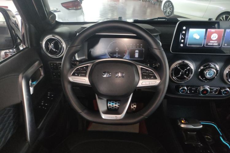 Used BAIC Off-Road BJ40 2023 2.0D Automatic Four-Wheel Drive Blade Hero Edition Adventurer Type
