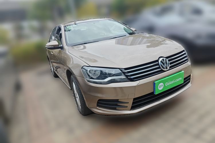 Used Volkswagen Bora 2014 1.6L Manual Fashion Edition
