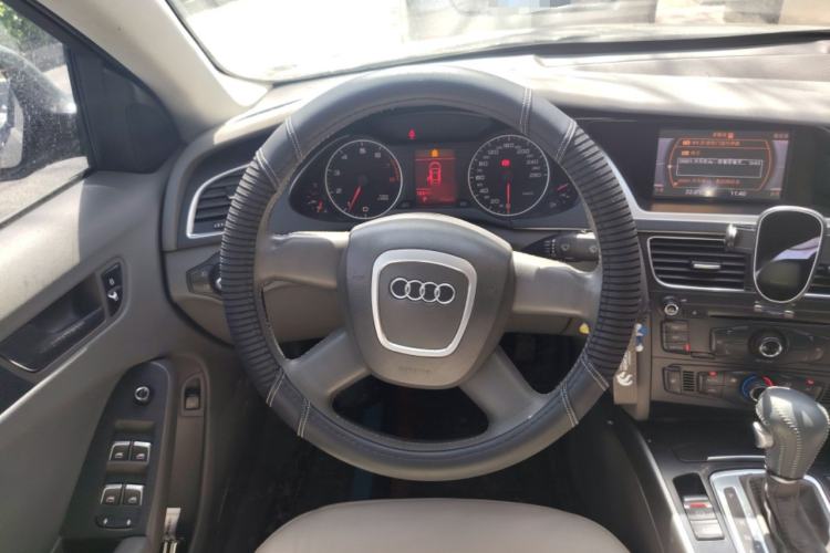 Used Audi A4L 2011 1.8 TFSI Comfort Model Steering Wheel
