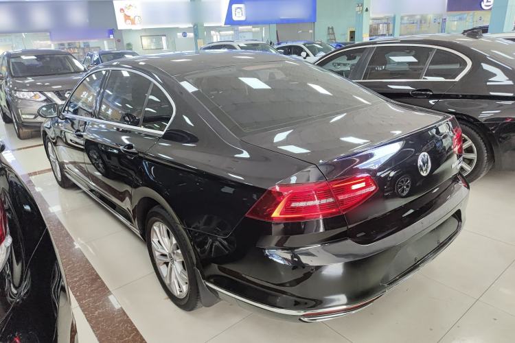 Used Volkswagen Magotan 2018 330TSI DSG Luxury Model