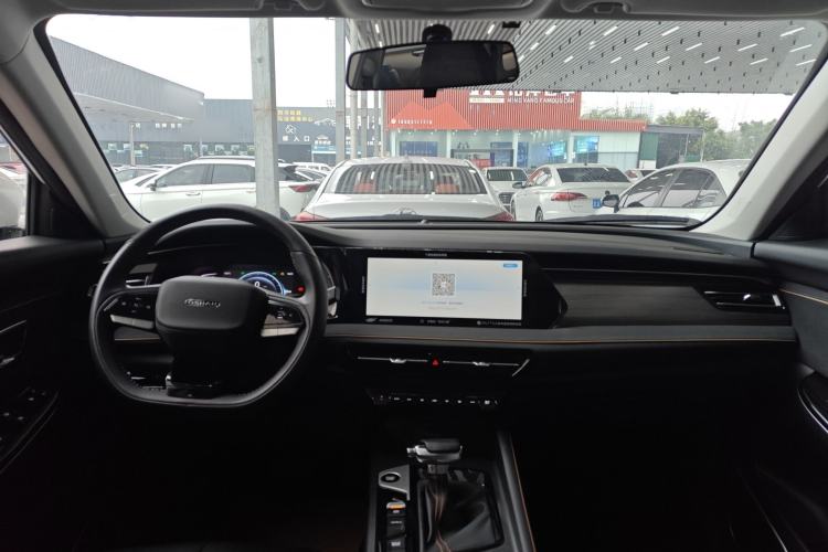 Used Oshan X7 PLUS 2023 Enjoy Edition 1.5T Automatic Prestige Model