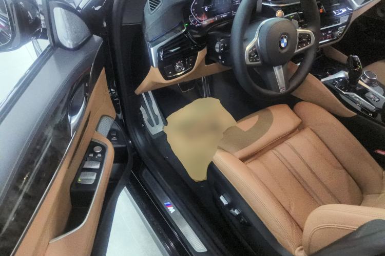 Used BMW 6 Series GT 2024 630i M Sport Luxury Package Driver Seat