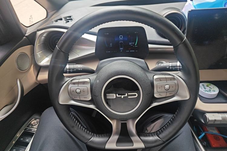 Used BYD Dolphin 2023 420 km Fashion Edition
