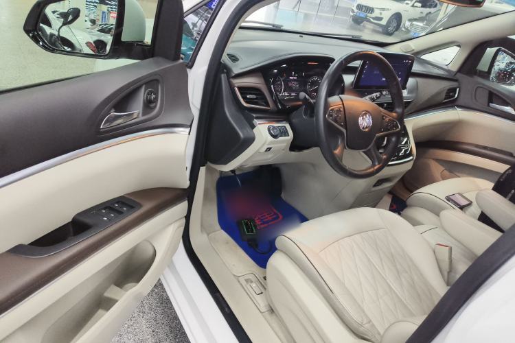 Used Buick GL8 2021 Land Cruiser Executive Class 652T Luxury Model
