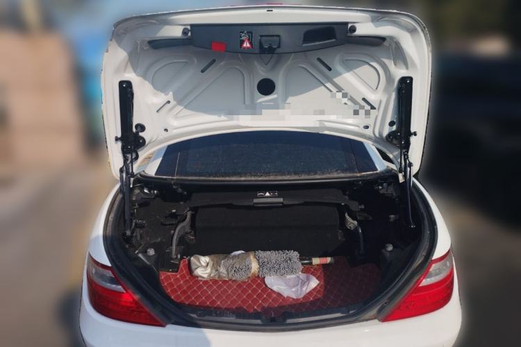 Used Mercedes-Benz SLK-Class 2011 SLK 200 Fashion Model