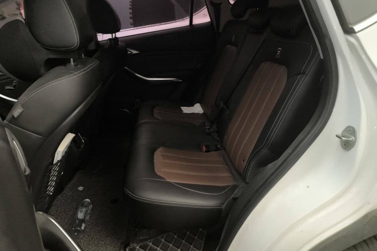 Used BYD Song New Energy 2017 Song DM 1.5TID All-Wheel Drive Prestige Model Left Rear Seat