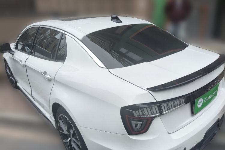 Used Lynk & Co 03 2020 1.5TD DCT JingPro Edition Rear Left 45 Deg