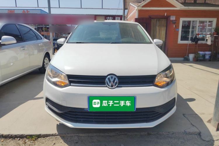 Used Volkswagen Polo 2014 1.4L Manual Fashion Edition Front