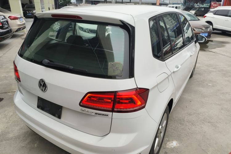 Used Volkswagen Golf Sportsvan 2016 1.6L Automatic Comfort Model Rear Right 45 Deg