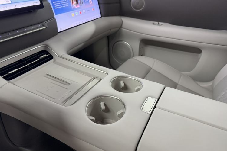 Used IM LS6 2026 Model Pure Electric Max Interior 6