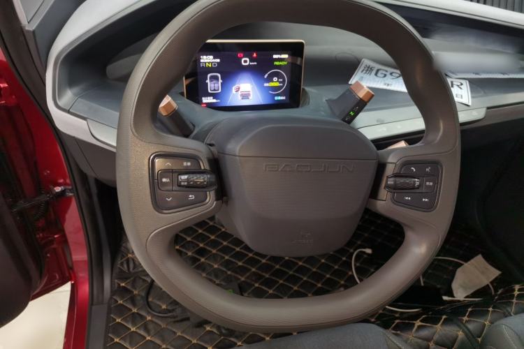 Used Baojun E200 2019 250KM Smart Drive Edition Steering Wheel