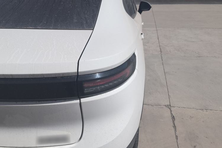 Used ORA iQ 2018 High-Range Version Smart Connectivity Model
