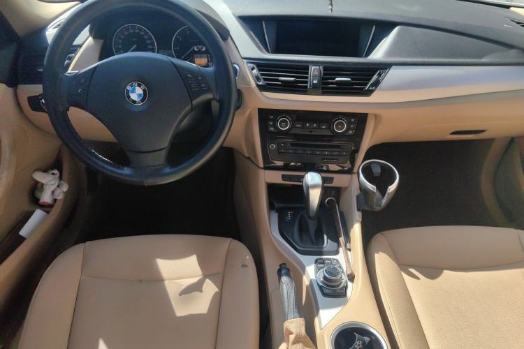 Used BMW X1 2012 sDrive18i Luxury Edition