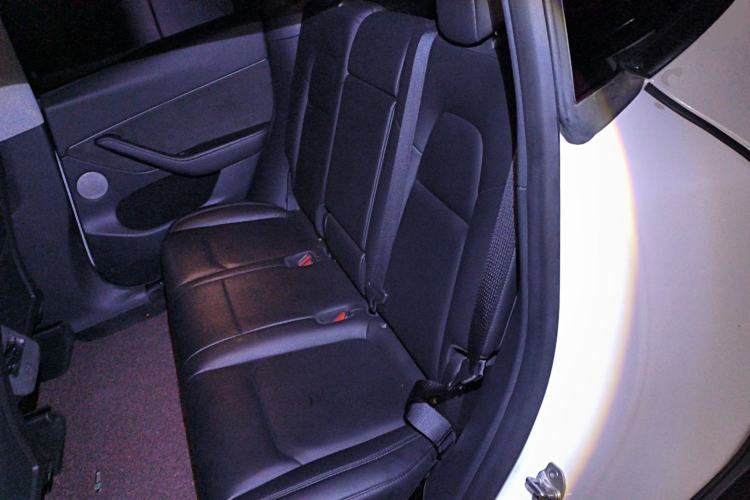 Used Tesla Model Y 2022 Rear-Wheel-Drive Version Left Rear Seat