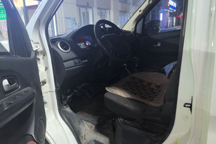 Used CHANGAN KAICHENG Ruixing EM60 2022 Pure Electric Van 4498 mm Long Flat Roof with Rear-Hinged Doors 2 Seats 60 kW 41.86 kWh