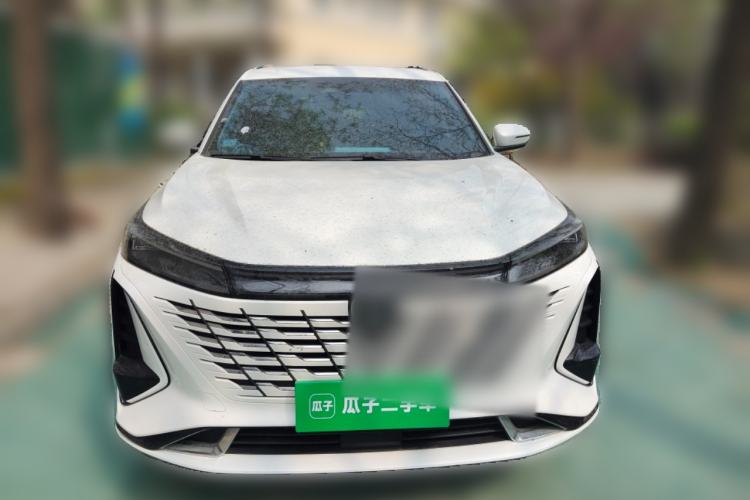 Used CHANGAN CS75 PLUS 2023 3rd Generation 1.5T Automatic Pilot Model Front