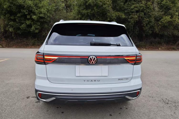 Used Volkswagen Tharu 2023 300TSI Two-Wheel-Drive Moonlight Edition