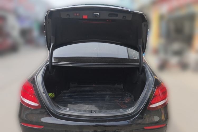 Used Mercedes-Benz E-Class 2020 Restyled E 300 L Sporty and Stylish Edition Trunk