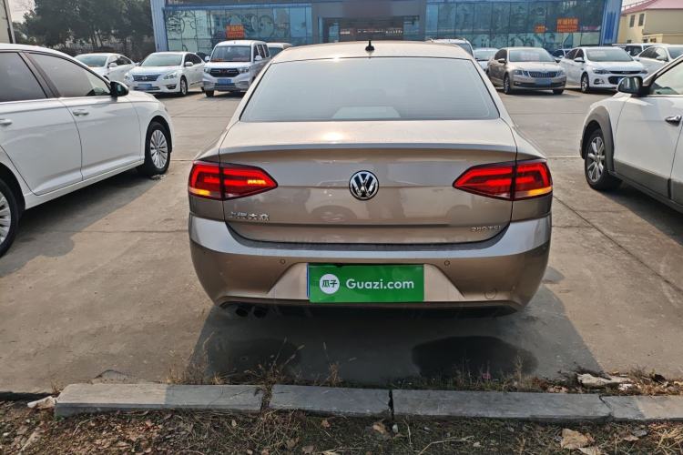 Used Volkswagen Lamando 2017 230TSI DSG Fashion Edition
