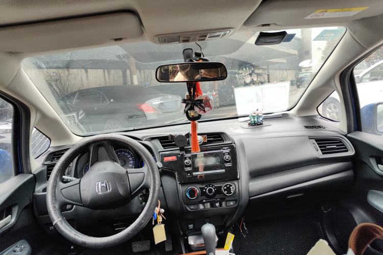 Used Honda Fit 2016 1.5L LXS CVT Comfort Sunroof Version
