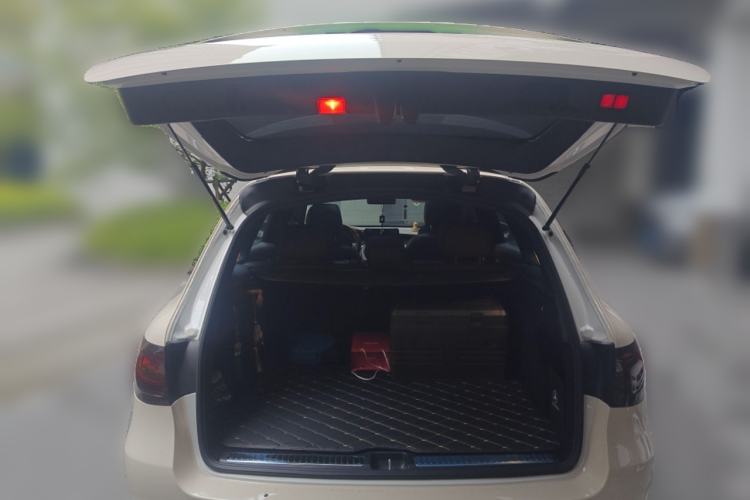 Used Mercedes-Benz GLC 2020 GLC 300 L 4MATIC Dynamic Edition