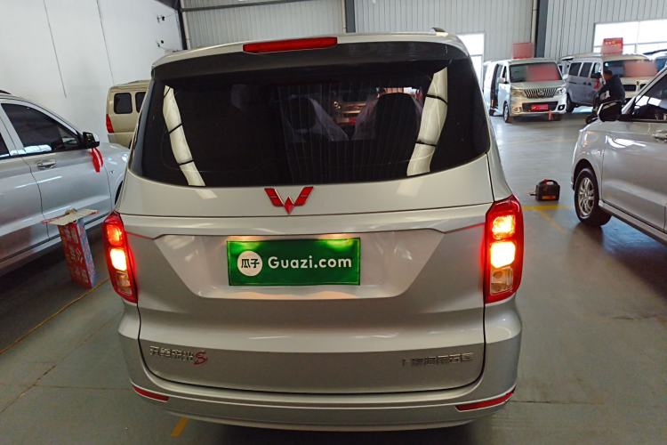 Used Wuling Hongguang 2021 1.5L Revised S Standard Version Hydraulic-Power-Assisted LAR