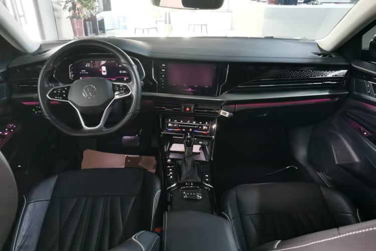 Used Volkswagen Passat 2022 330TSI Starry Luxury Edition
