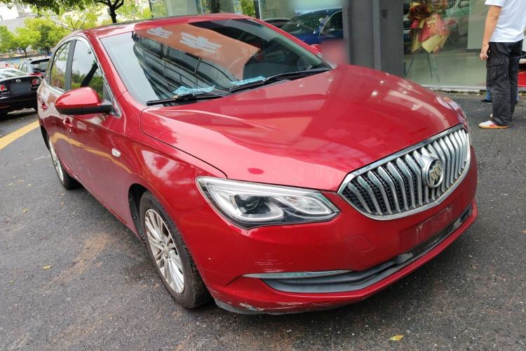 Used Buick GT 2015 15N Automatic Elite Version Front Right 45 Deg