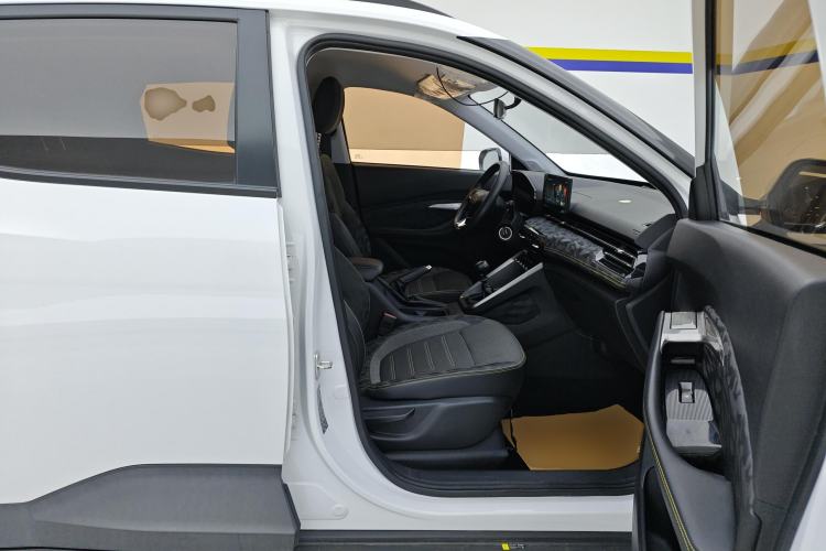 Used Baojun RS-3 2020 1.5L Manual Elite Version with 24-Hour Online Service
