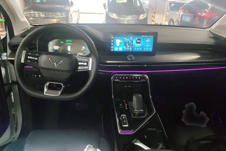 Used Wuling Asta 2022 2.0L DHT Electric-Speed Version