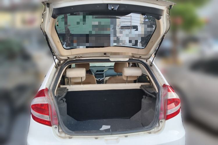 Used Chery Fengyun 2 2015 1.5L Manual New Edition Trunk