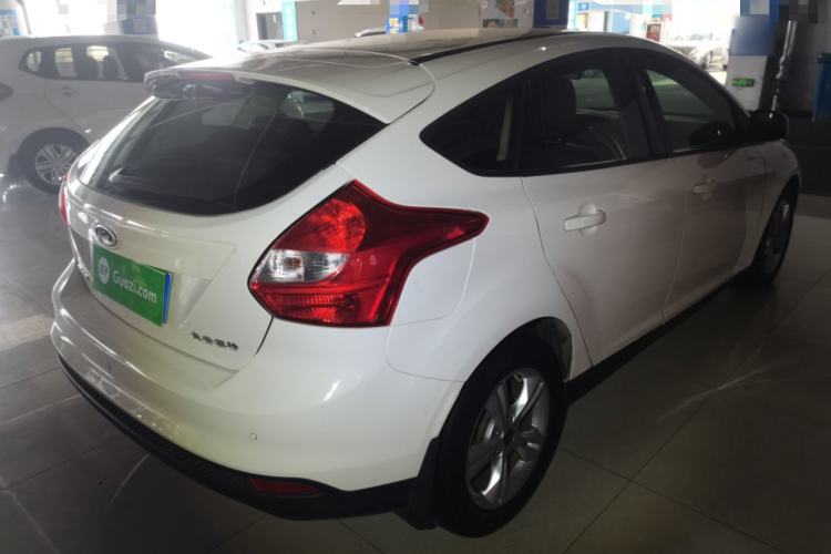 Used Ford Focus 2012 Hatchback 1.6L Automatic Fashion Edition Rear Right 45 Deg