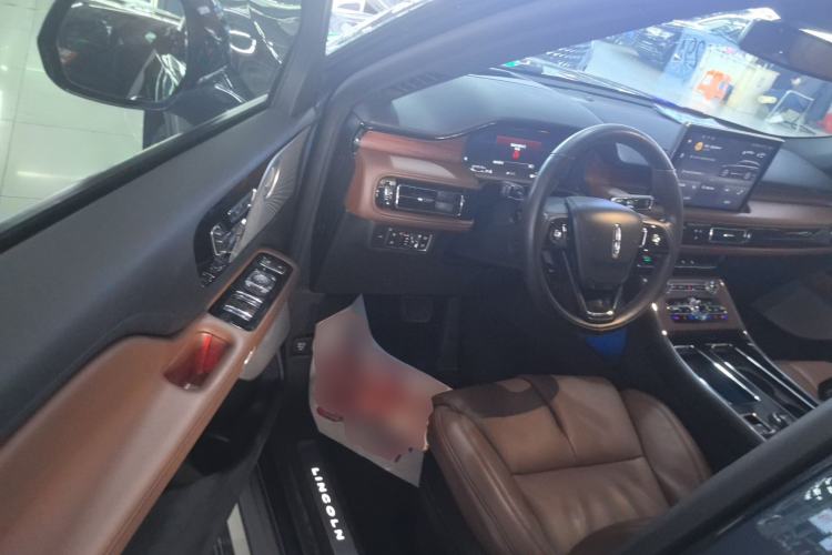 Used Lincoln Aviator 2020 3.0T V6 All-Wheel Drive Executive Version
