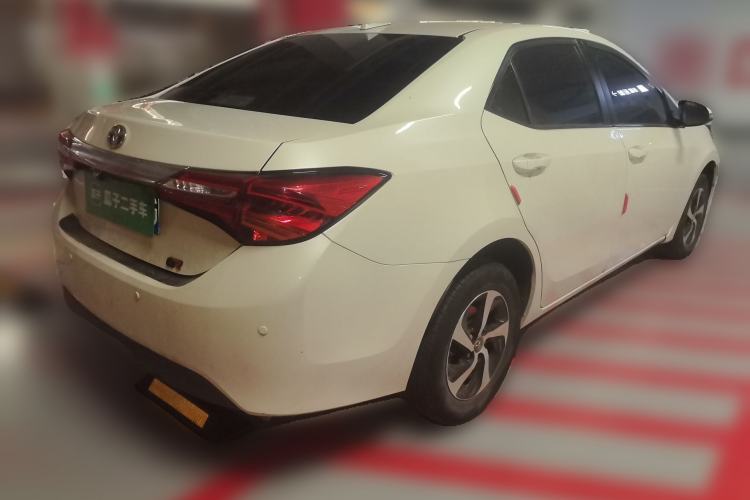 Used Toyota Levin 2017 Revised Dual-Engine 1.8H GS E-CVT Elite Sunroof Version China V Standard