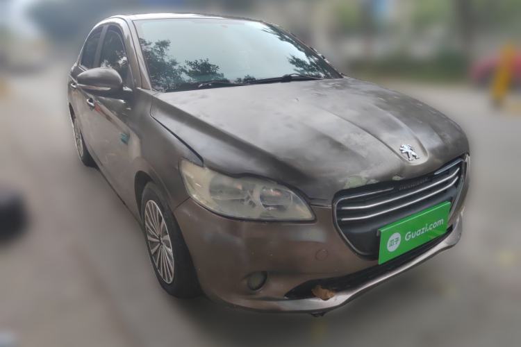 Used Peugeot 301 2014 1.6L Manual Comfort Edition Front Right 45 Deg