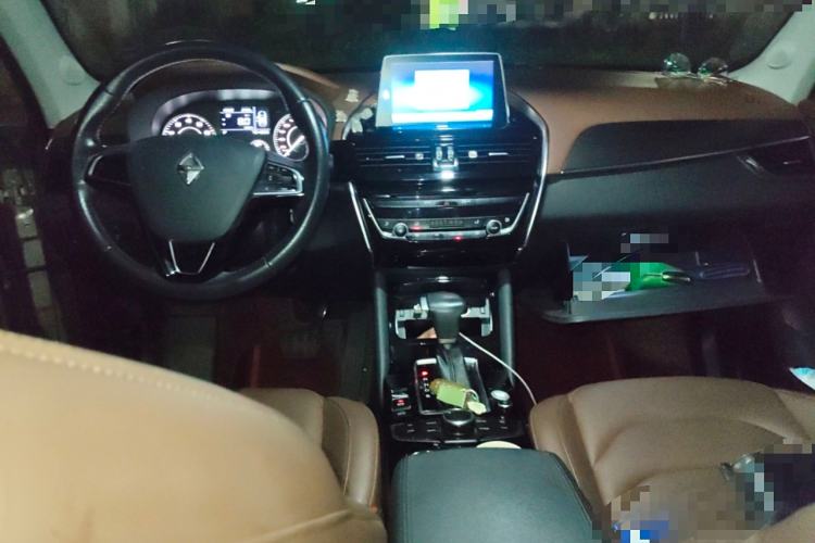 Used BORGWARD BX5 2017 20TGDI Automatic Two-Wheel Drive Pioneer Edition