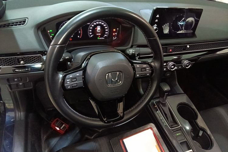 Used Honda Civic 2022 240TURBO CVT Dynamic Edition
