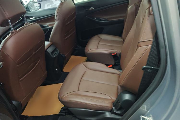 Used Buick GL6 2019 18T 6-Seater Connected Luxury Version China VI Standard
