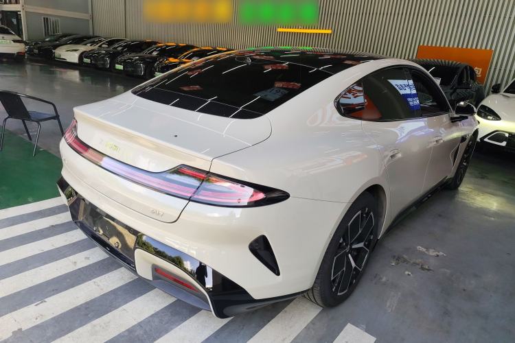 Used Xiaomi Auto SU7 2024 Rear-Drive Long-Range Intelligent Driving Version
