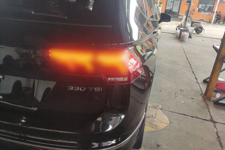 Used Volkswagen Tiguan L 2022 330TSI Automatic Two-Wheel Drive R-Line Enhanced Edition