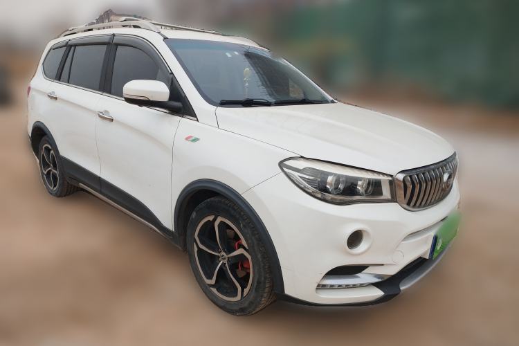 Used SWM X7 2017 1.5T Manual Luxury Version 5 Seats
