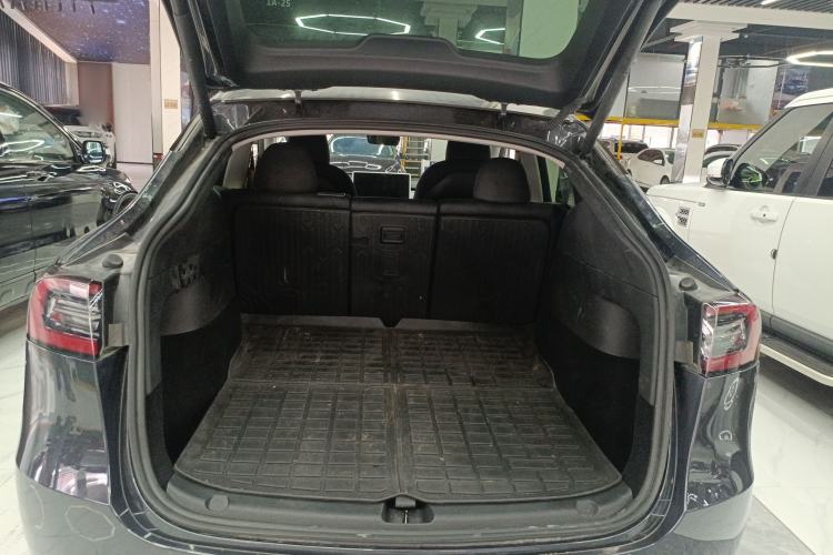 Used Tesla Model Y 2024 Rear-Wheel-Drive Version
