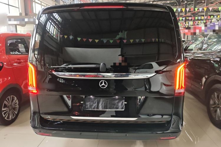 Used Mercedes-Benz V-Class 2018 V 260 Avantgarde Edition China VI